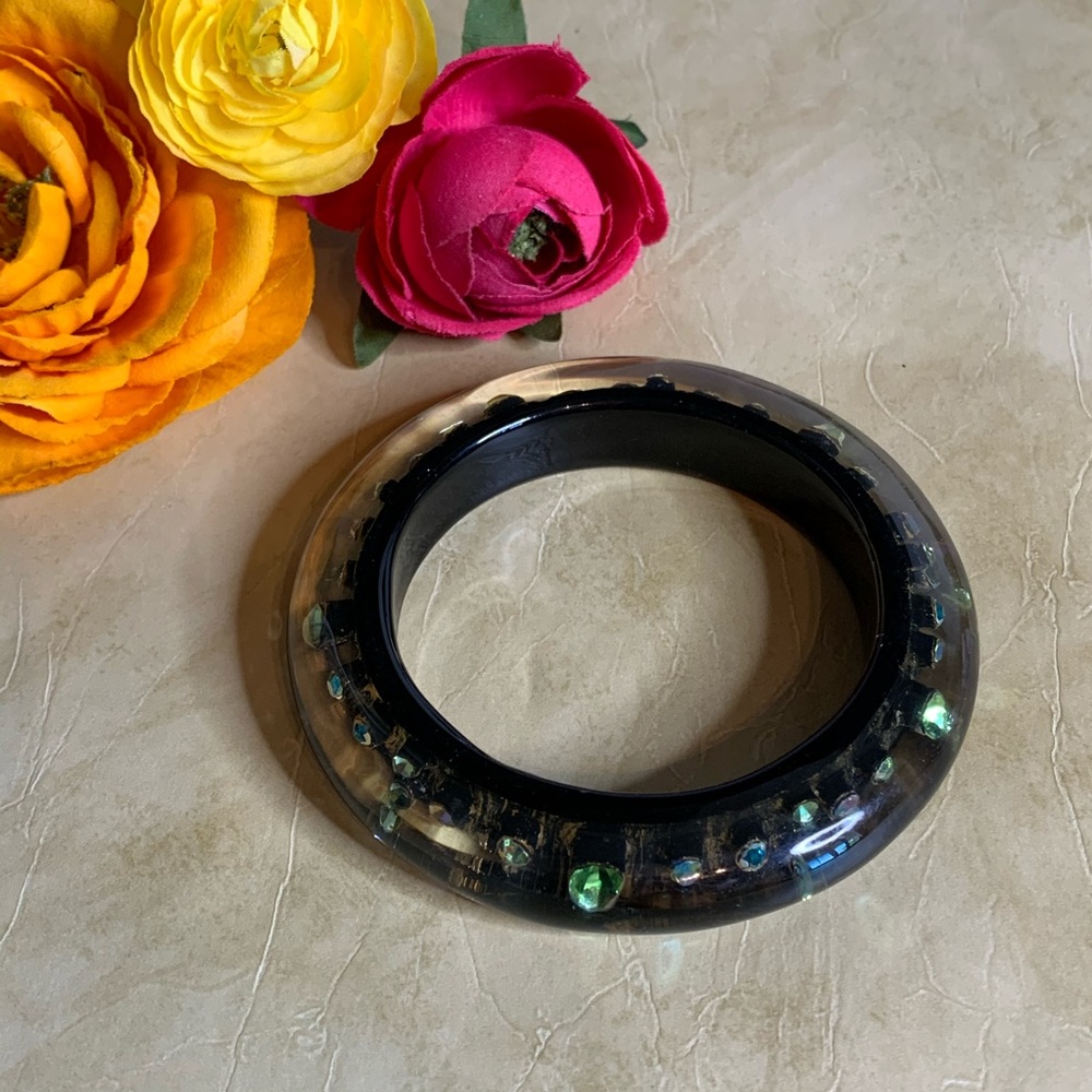 NWOT Large Lucite Gold Foil Bangle Bracelet